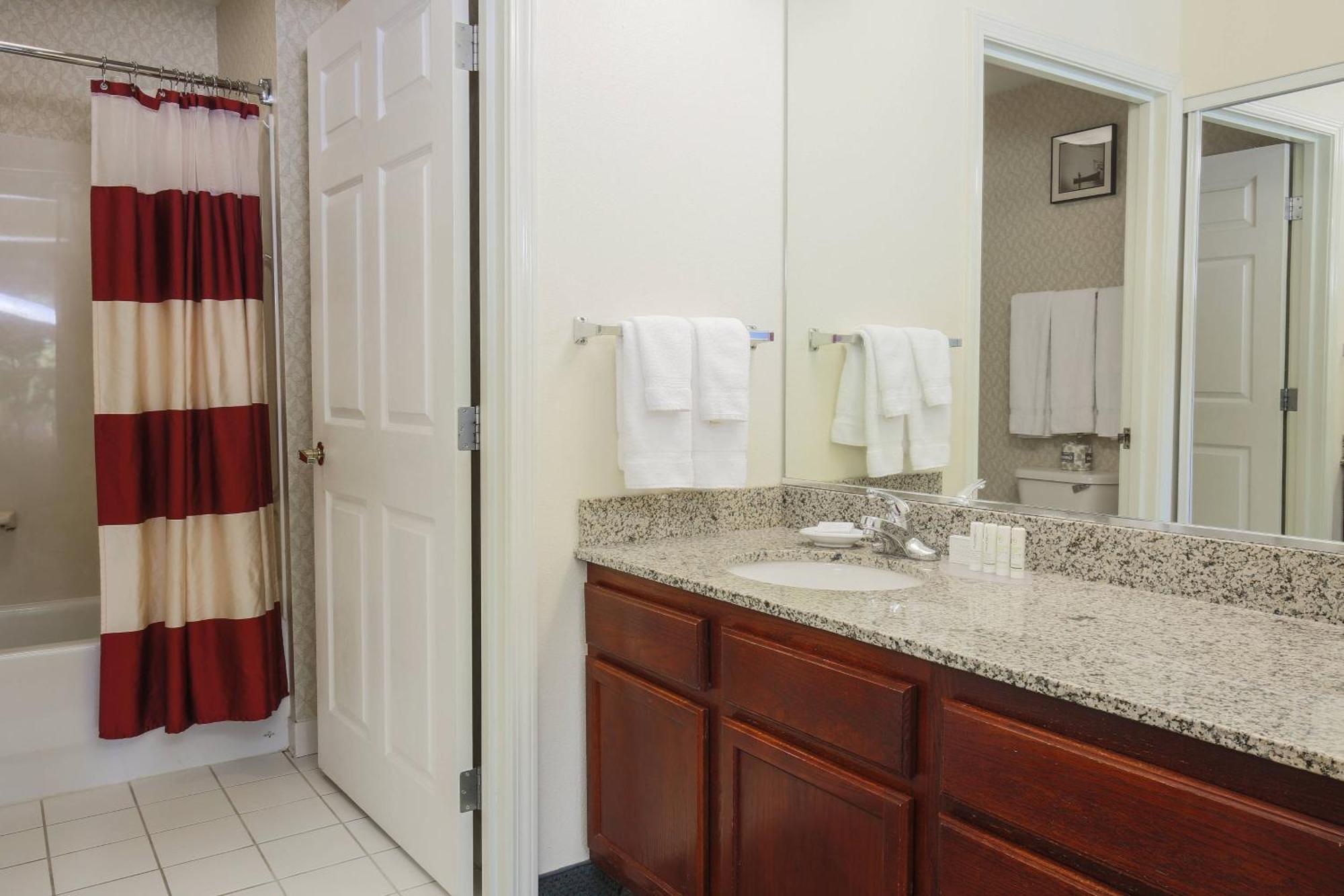 Residence Inn By Marriott Flint Grand Blanc Exterior foto